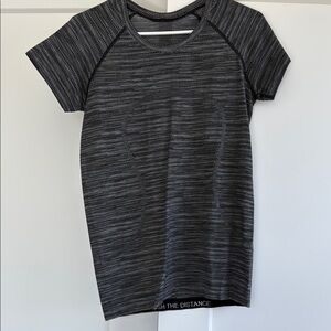 Lululemon Athletica Black Short Sleeve Tee
